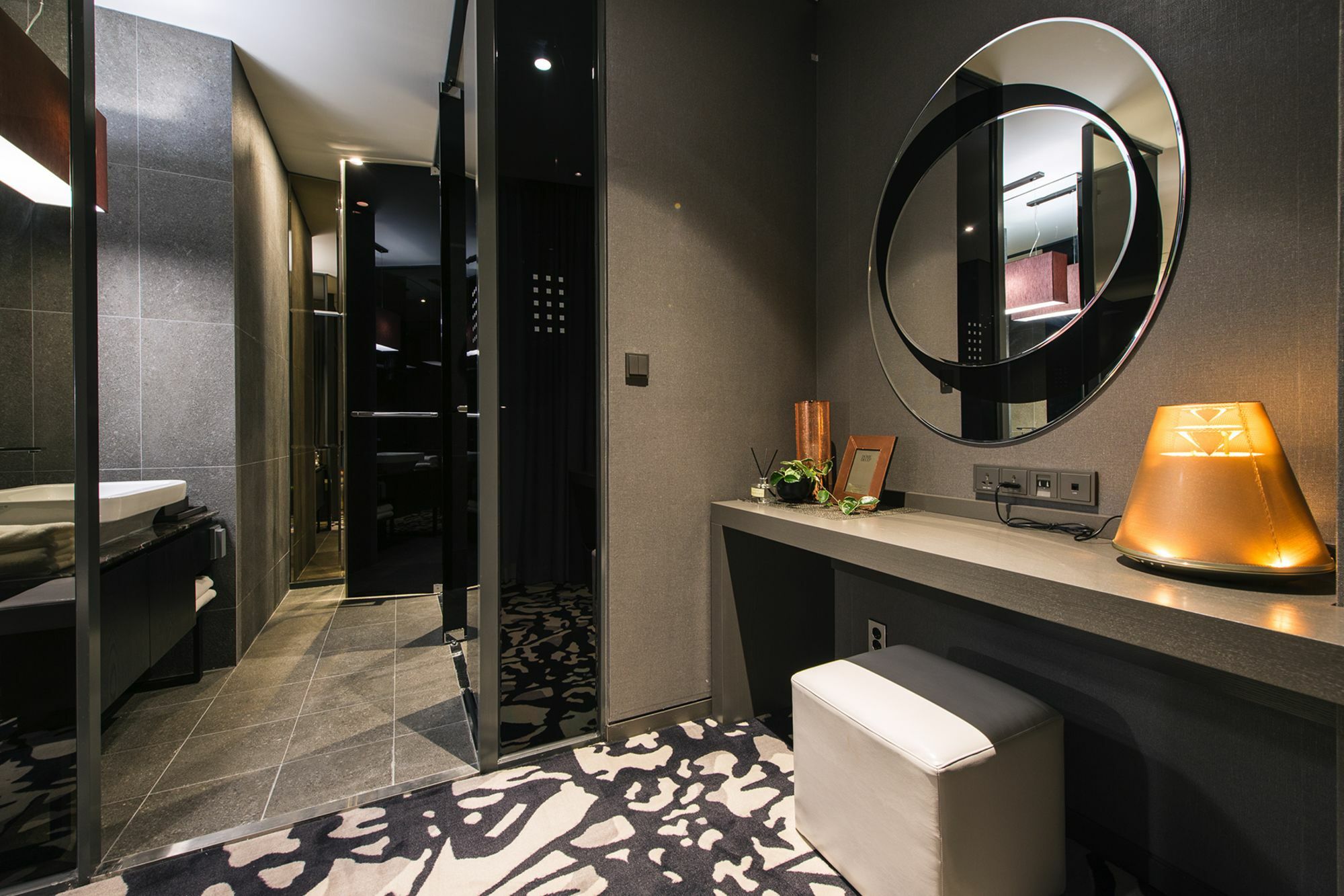 Best Louis Hamilton Hotel Changwon Exterior foto